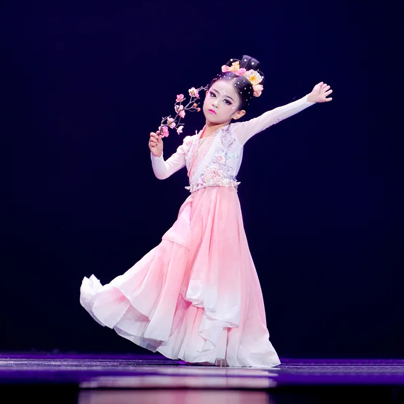 Children's Classical Dance Costumes and Butterfly Dance Performance Costumes for Girls, Jade Butterfly Fragrance Solo Dance Exam Repertoire Costumes