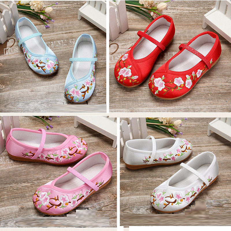 Girl Embroidered Shoes Middle Country Wind Child Hanfu Cloth Shoes National Wind Baby Princess Shoes Students Dance Table Performance Shoes