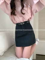 Черная мини-юбка, ремень