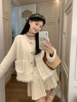 Небольшой лонгслив, свитер, куртка, в стиле Шанель