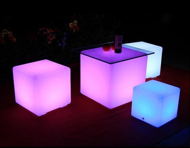 Saiville trực tiếp dẫn ánh sáng khối từ xa tính phí sáng tạo đồ nội thất thanh ktv bàn cà phê thanh nhựa vuông phân - Giải trí / Bar / KTV