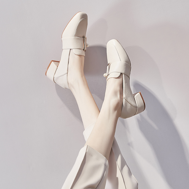 Hong Kong tide brand medium-heel bag shoes women's 2022 new spring slip-on loafers thick-heeled all-match small leather shoes women