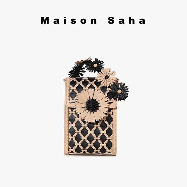 [ຂອງຂັວນ] Maison Saha Paris Night Shadow Series ໜັງແທ້ ດອກແຂມ ສາຍແຂນສັ້ນ ສາຍແຂນສັ້ນ