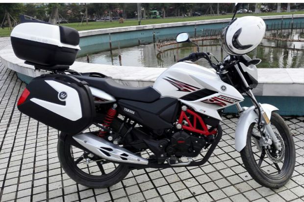 Yamaha bay đến hộp bên YS150 Tianjian Wang 250 hộp bên hông hộp phía sau hộp YBR150 hộp bên cạnh hộp xe máy - Xe gắn máy phía sau hộp thùng đựng đồ gắn đuôi xe máy