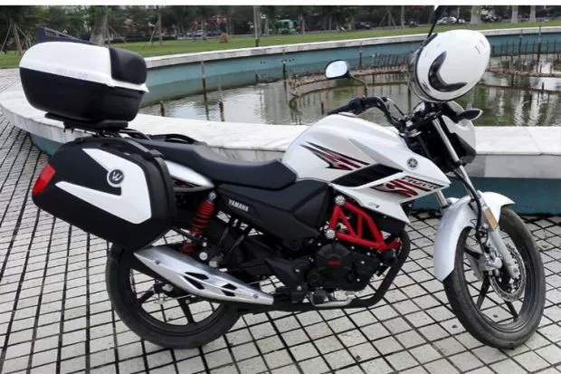 Yamaha bay đến hộp bên YS150 Tianjian Wang 250 hộp bên hông hộp phía sau hộp YBR150 hộp bên cạnh hộp xe máy - Xe gắn máy phía sau hộp