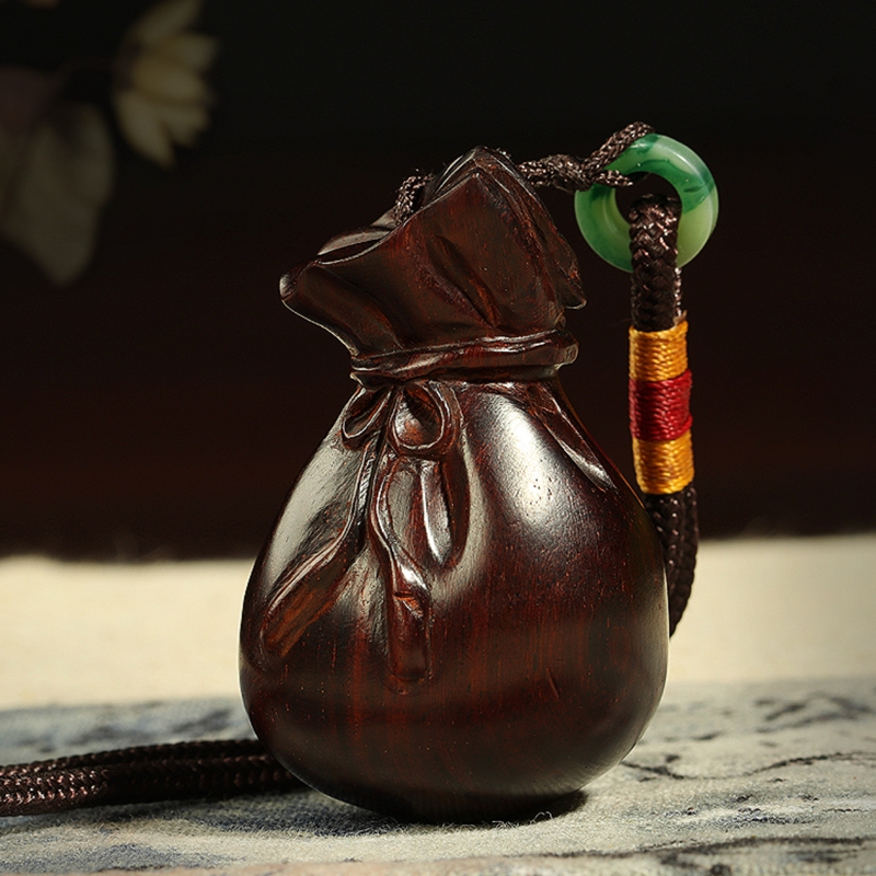 Small leaf red sandalwood plain face lucky bag handle piece Men's solid wood wallet keychain pendant pendant