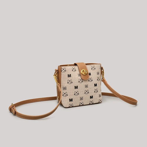 Демисезонная сумка, небольшой модный универсальный ремешок для сумки, коллекция 2023