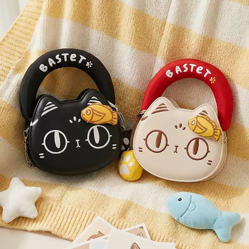 British Museum Buster Cute Cat Handbag Beige Black Adorable Mini College Student New Bag Crossbody Bag for Women