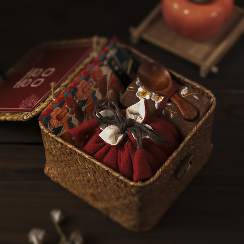 Chinese Escort Gift guests back to Lilly Wedding bridesmaids China Wind Basket with Handmaid's Courtesy Finished Suit Small Gift-Taobao