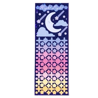 Красочный вечерний свет ежемесячно