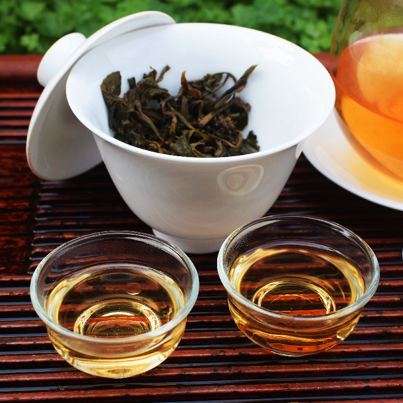 Guangxi Wuzhou Liubao raw tea traditional craft Liubao tea brick 2019 spring tea bud brick is refreshing, sweet and resistant to bubbles