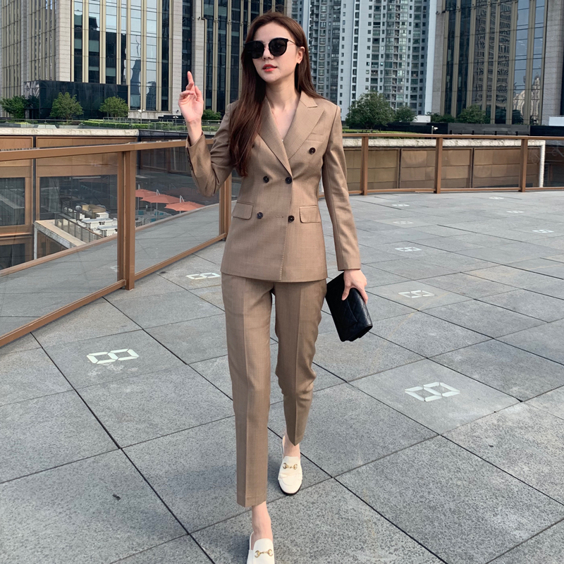 Celebrity-Inspired Khaki Suit Set for Women, Slim-Fit Professional Korean-Style Casual Fashion British Style Ol Workwear