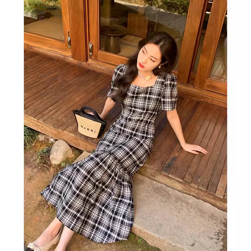 YNDEK法代轻奢女装