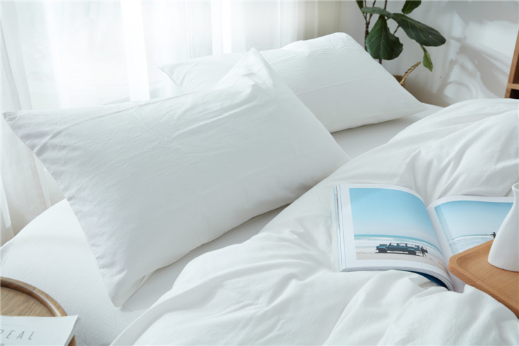 Phong cách Nhật Bản đơn giản phong cách chăn bông trắng chăn đơn mảnh Khách sạn giường và giường ăn sáng giặt chăn bông - Quilt Covers vỏ chăn