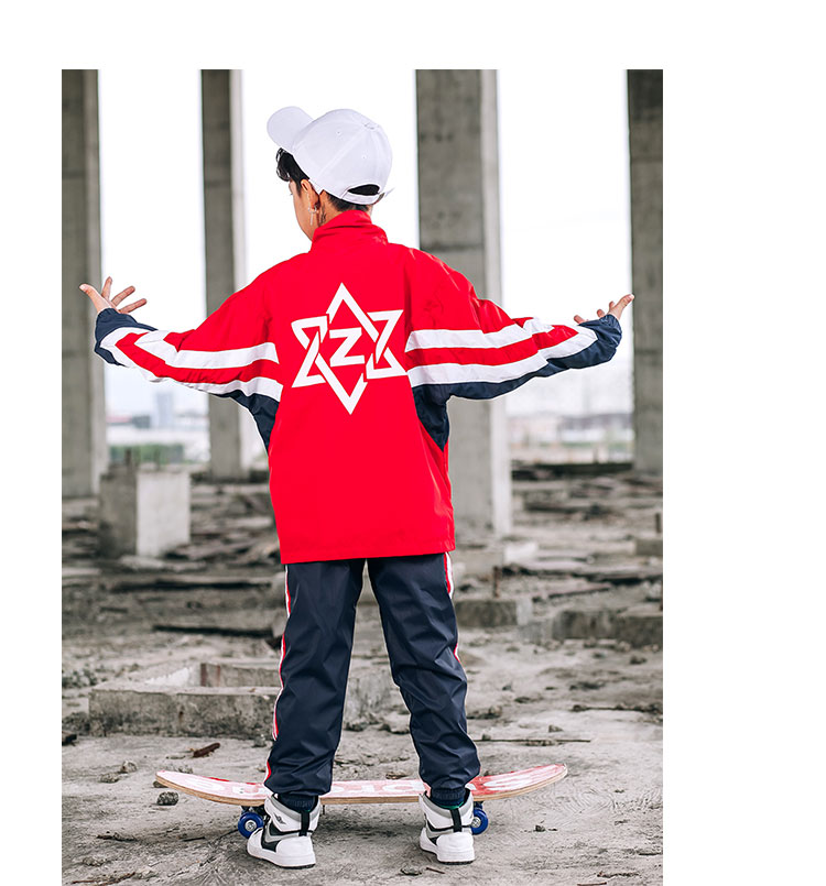 Trẻ em nhảy đường phố trang phục hiphop bé trai in áo khoác trẻ em đường phố biểu diễn hip hop phù hợp với mùa thu và mùa đông thủy triều quần khiêu vũ cho bé