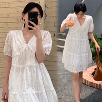 Maternity skirt 2022 summer new small fresh French v-neck white lace skirt fairy loose dress