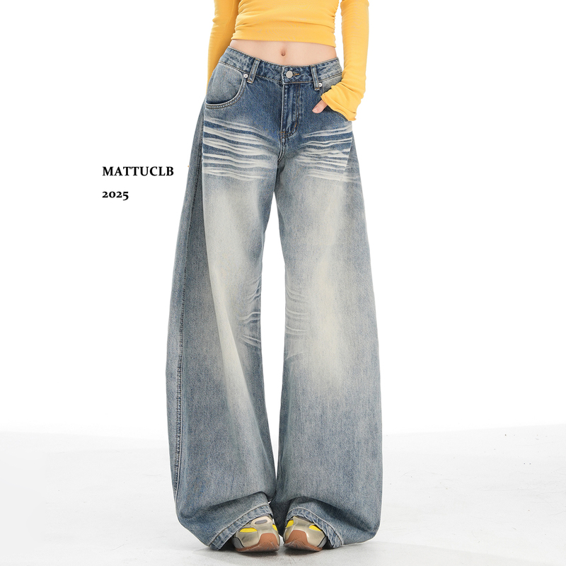 Mattuclb American-Style Washed Denim with Three-Dimensional Whisker Design, Low-Rise Jeans for Women, New Autumn Style, Loose and Slimming