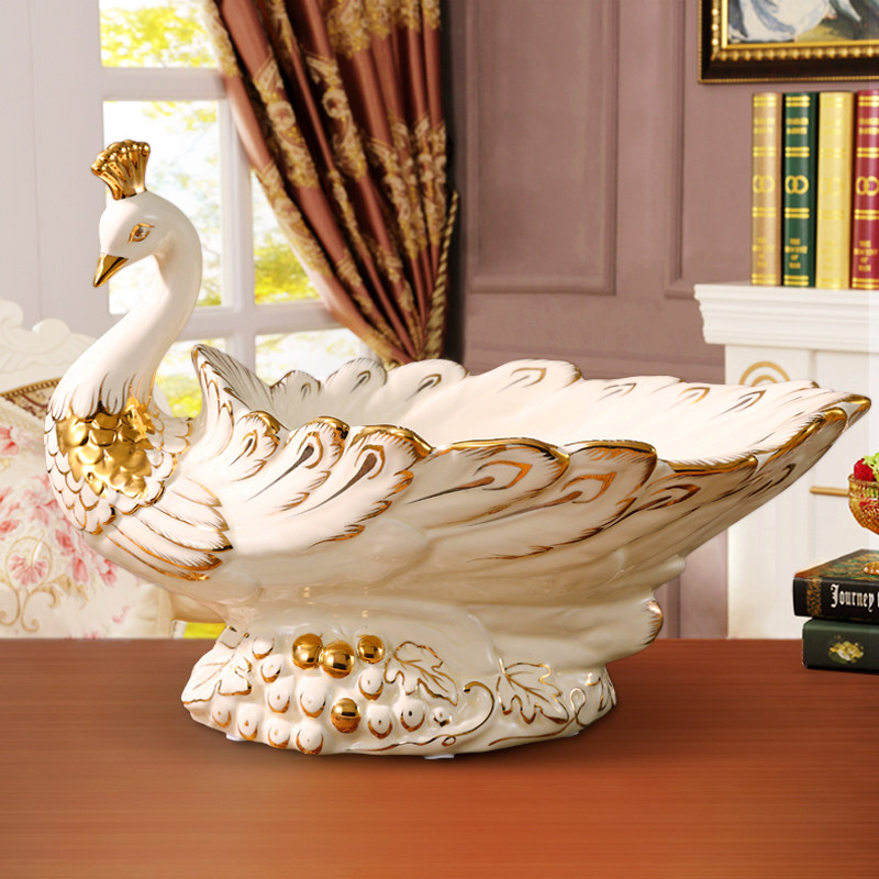 Creative Eu Style Fruit Pan Lavish Ceramic Handicraft Living Room TV Cabinet Xuan Guan Peacock Decoration Tea Table Hem