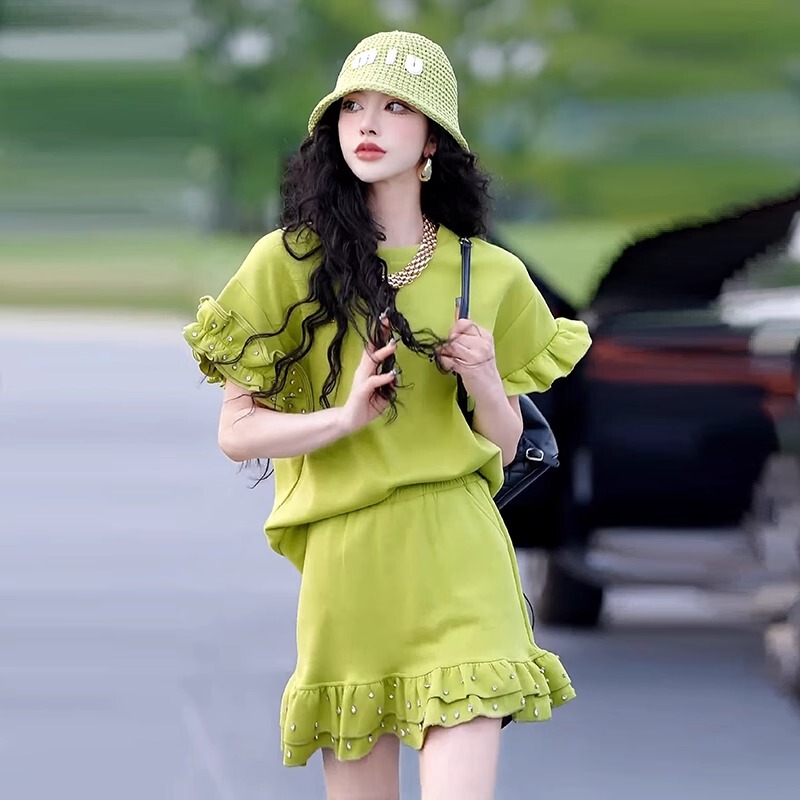 Dopamine Super Hot Cool Green Casual Sports Suit Skirt Women's Summer Age-Reducing Petite Skirt Two-Piece Set