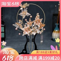 Flower-making liquid bride Chinese fan three-dimensional flower-making liquid flower hollow fan Golden Xiuhe costume accessories hand-held