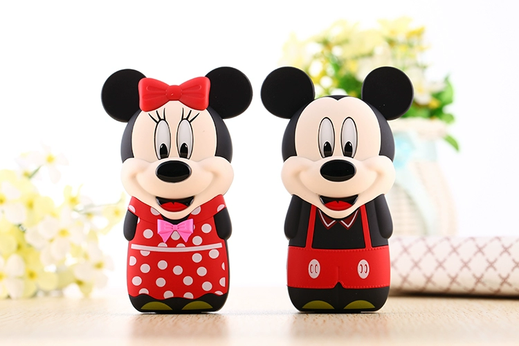 KUH / Cool và T21 Chuột Mickey Minnie GPS Định vị trẻ em Mini Phim hoạt hình Bức xạ thấp Sinh viên Điện thoại di động nhỏ - Điện thoại di động