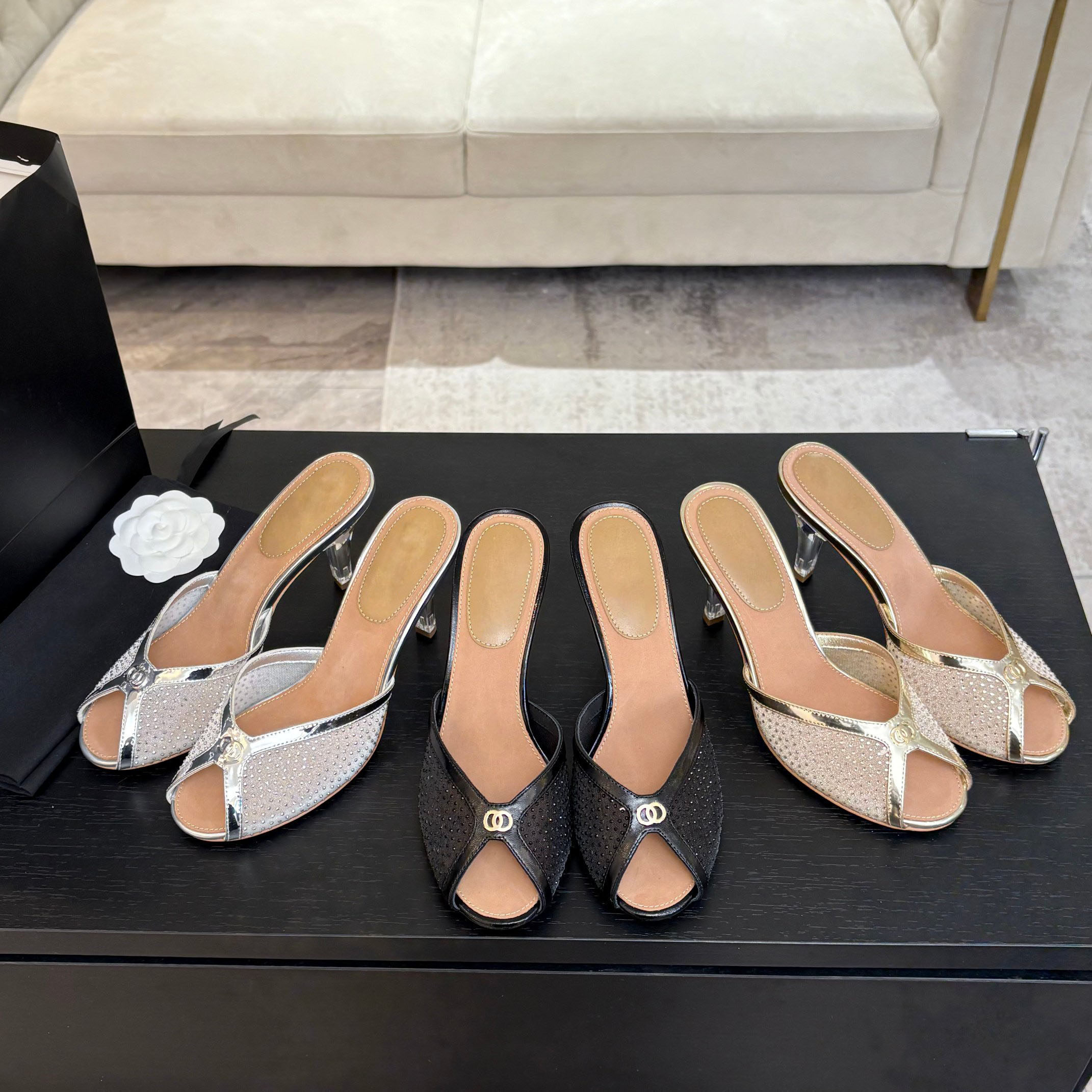 2026 Spring and summer The new Little fragrance rhinestone high-heeled shoes female Stylish and versatile Thick heel Barefoot Fish mouth Sandals One word drag