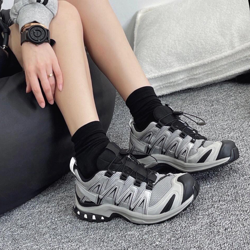 Xt Quest Hiking Shoes for Men and Women Outdoor Trekking 2025 New Thick-Soled Non-Slip Dad Shoes Running Sneakers Trendy