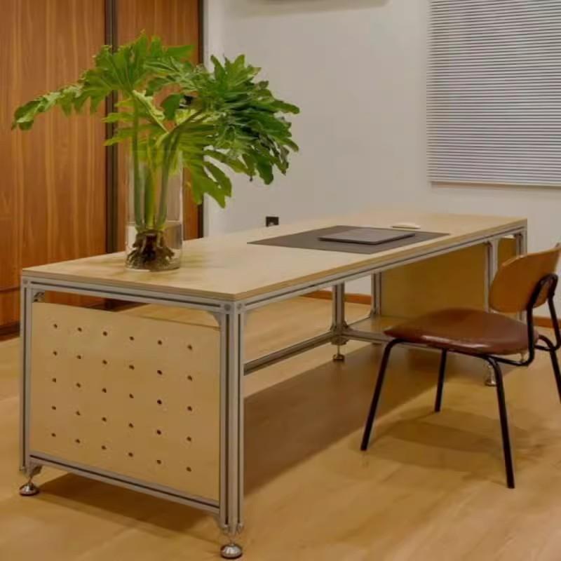 Xiaohongshu Recommends Aluminum Profile Conference Tables, Creative Ocean Board Office Desks, Birch Boss Desks, and Manager Workstations