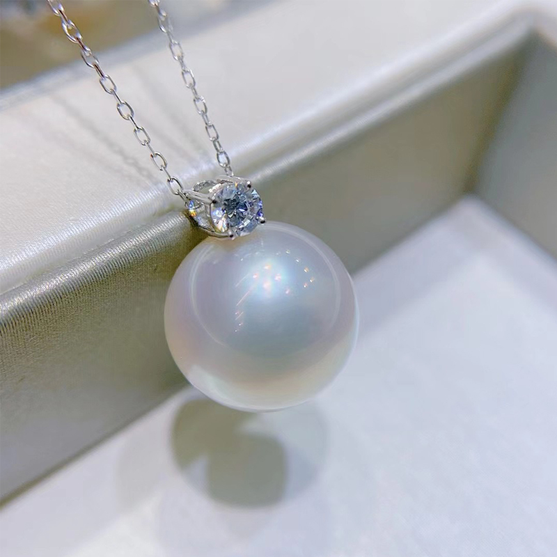 Princess-Style Oversized Pearl 18K Pendant Freshwater Large White Edison Comparable to Australian White Extremely Bright Mirror Necklace Round Princess-Style Oversized Pearl 18K Pendant Freshwater Large White Edison Comparable to Australian White Extremely Bright Mirror Necklace Round
