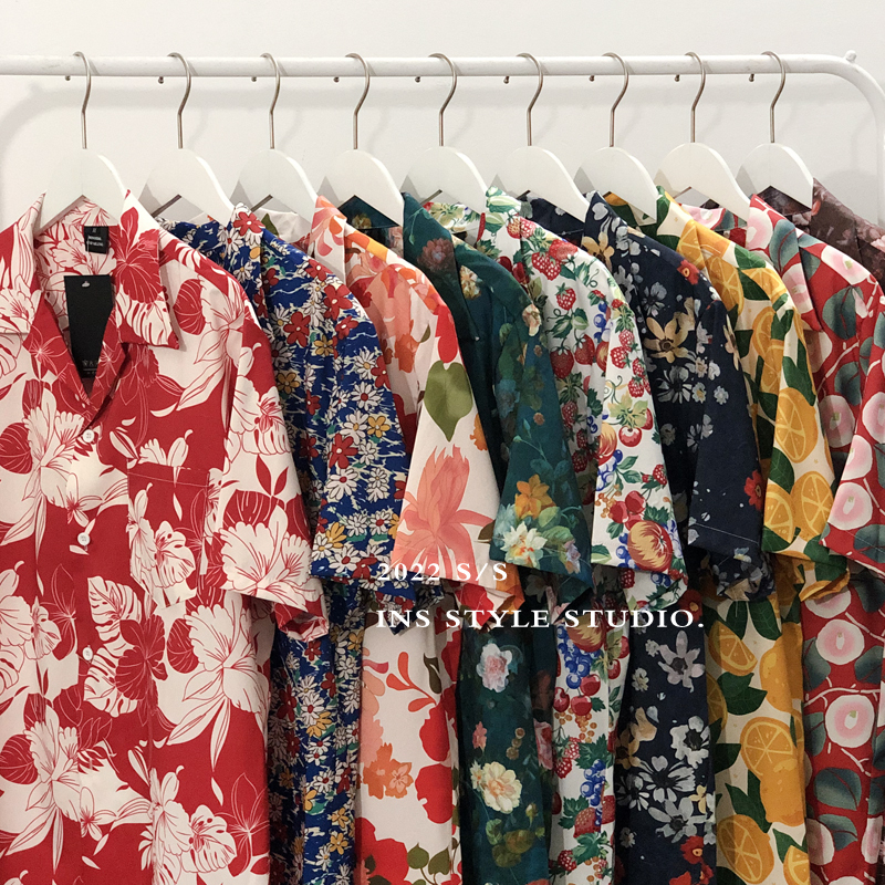Hong Kong Style Retro Vintage Floral Shirt Short-Sleeved Thai Hawaiian Style Design Cool Loose Shirt for Men and Women Hong Kong Style Retro Vintage Floral Shirt Short-Sleeved Thai Hawaiian Style Design Cool Loose Shirt for Men and Women