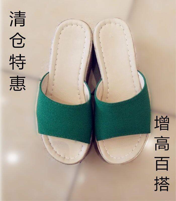 Korean version of the new thick-bottomed slope with slippers Women summer fashion outside wearing a cake bottom word drag sandals increased women's sandals slippers