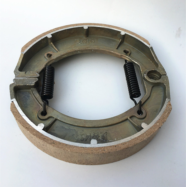 Qianjiang phụ kiện xe máy QJ150-3A-3B phía trước và phía sau má phanh bão Hoàng Tử 150-18F giày phanh khối bố thắng xe máy