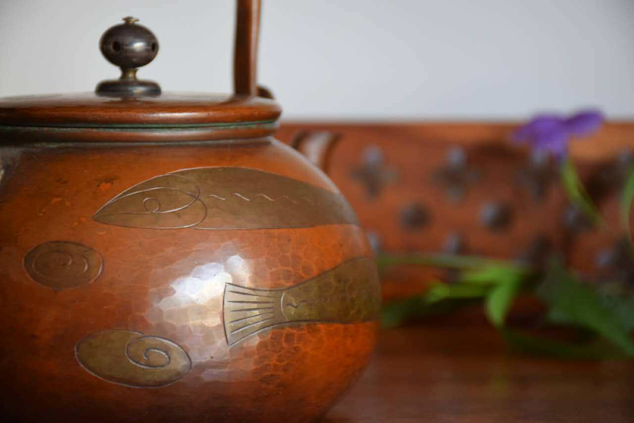 日本老鐵壺老銅壺人間國寶玉川堂遊魚文銀摘湯沸共箱 煎茶銀瓶