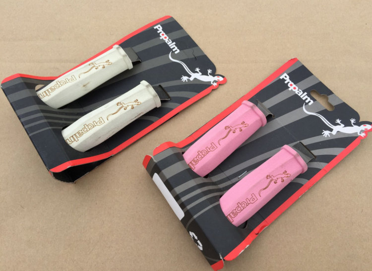 Poignées de vélo - Ref 2349565 Image 7