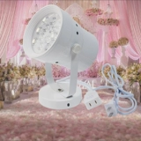 Светодиодные свадебные светильники могут соединить красочные цветовые переменные световые светильники.