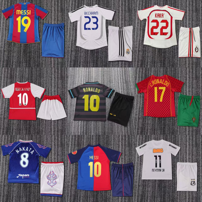 Retro Kidsren's Football Uniform Classic Nostalgic Replica Thai Version of Barcelona Inter Milan Royal Team Game Training