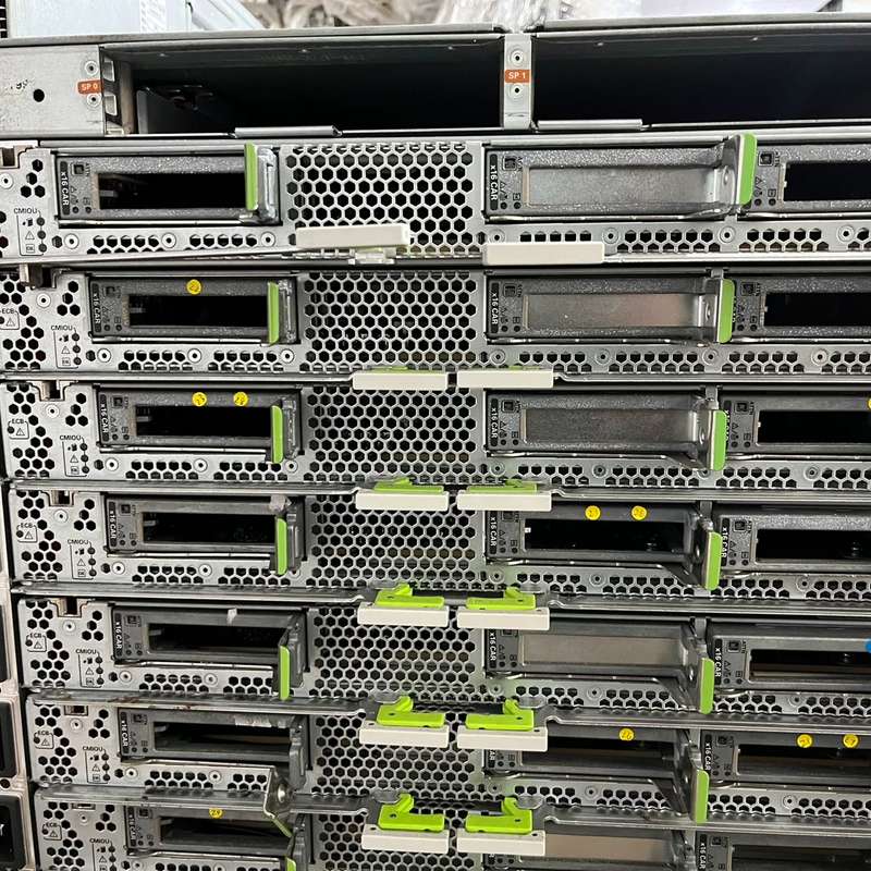 {Торг} Вся машина SUN SPARC M7-8 целиком