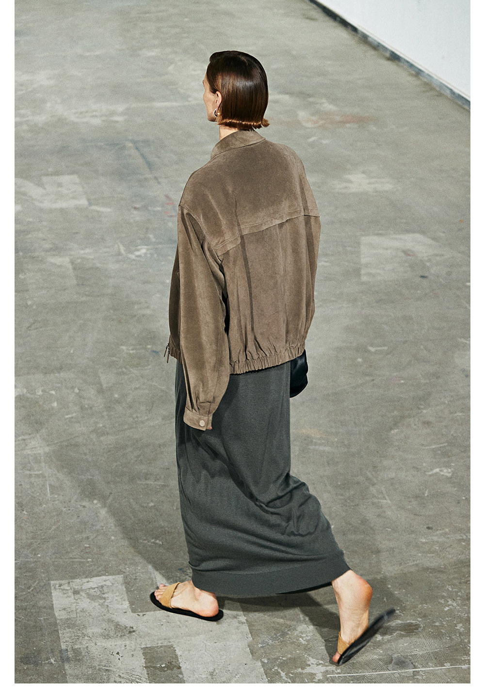 Кожаная куртка 欧洲空运西班牙油蜡皮黑色皮衣短款覆古老钱宽肩牛反绒皮夹克外套