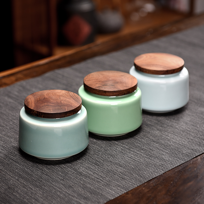 Longquan celadon checking ceramic tea pot wooden cover POTS from the warehouse inventory contracted the receive Japanese storage tank