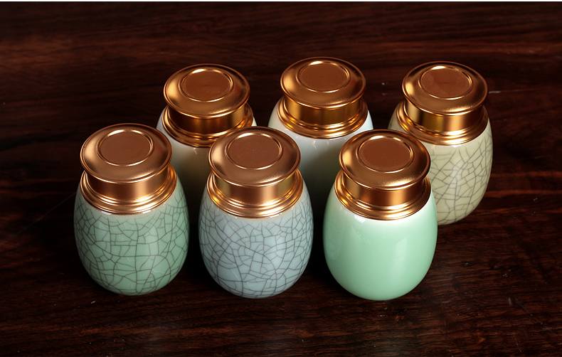 Longquan celadon ceramic tea tea pot portable household seal tea caddy fixings pu 'er tea pot tea boxes