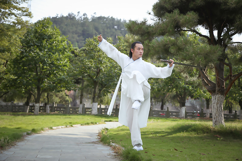 товар из китая None