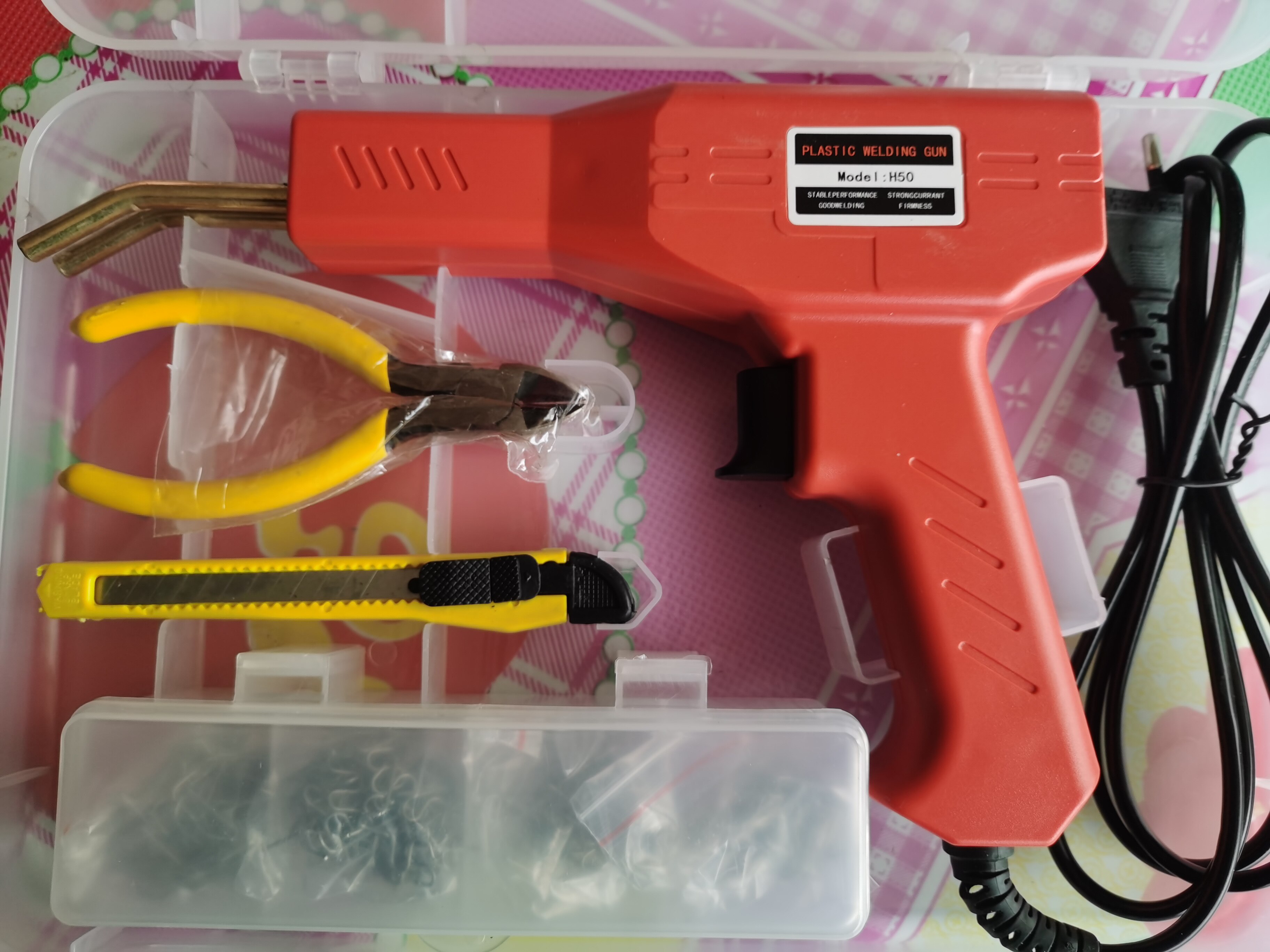 Bumper repair plastic repair crack repair hot melt welding nail gun car repair machine tool welding artifact