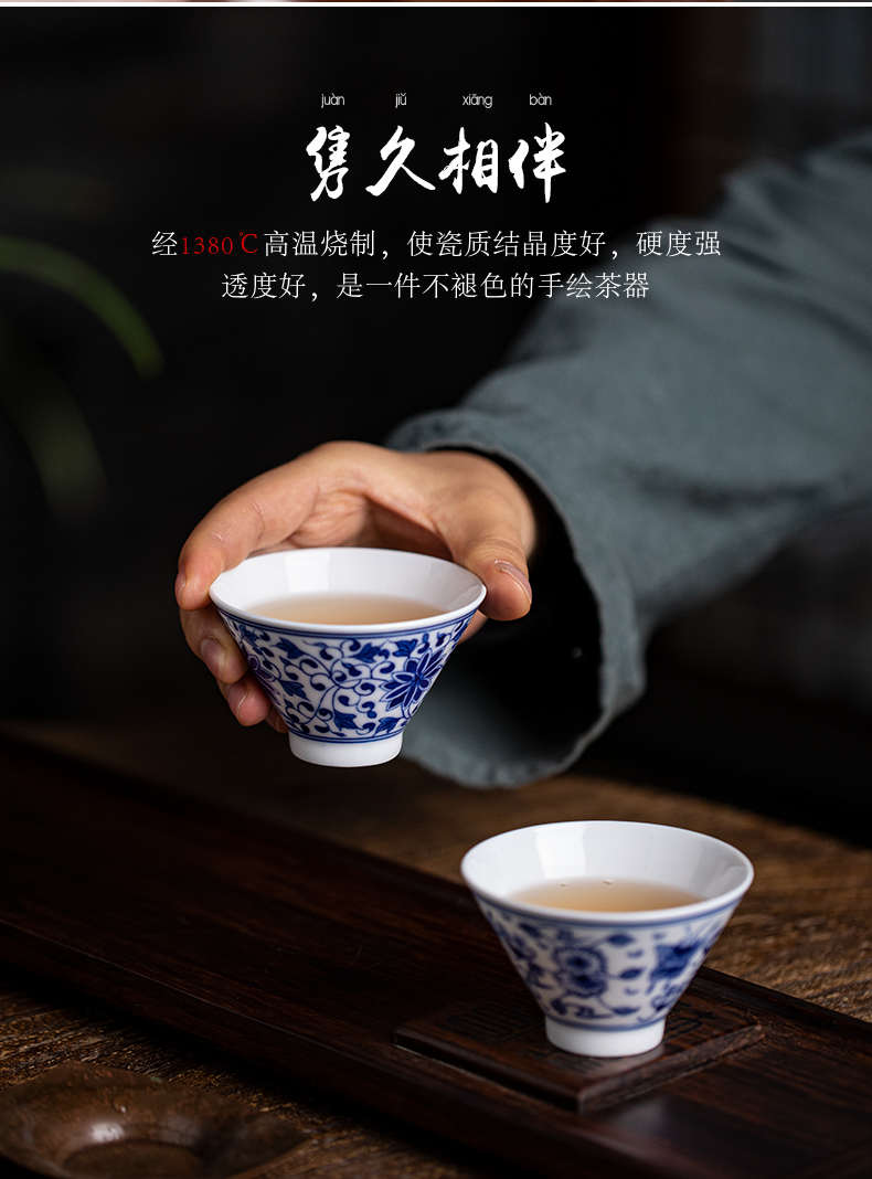 Hand - made hats of jingdezhen ceramic kung fu tea set of blue and white porcelain teacup master cup large white porcelain sample tea cup