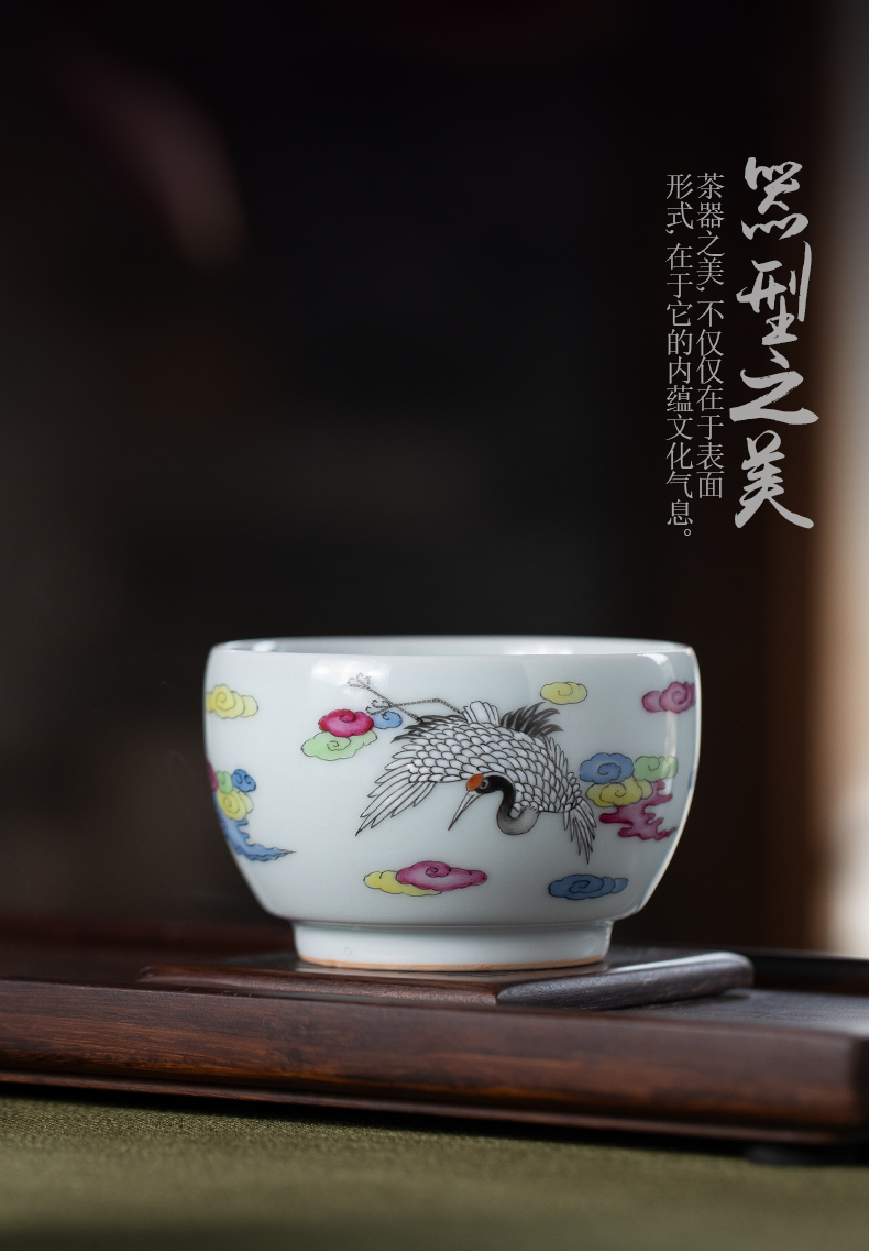 Hand - made pastel master cup of jingdezhen ceramic kung fu tea cup single CPU single household use sample tea cup