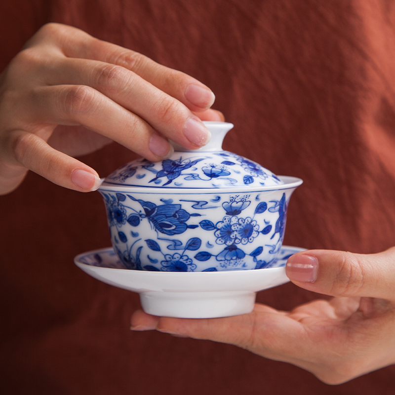 Jingdezhen ceramic hand - made only three tureen manual kung fu tea set hand catch bowl of tea cups to tea cups