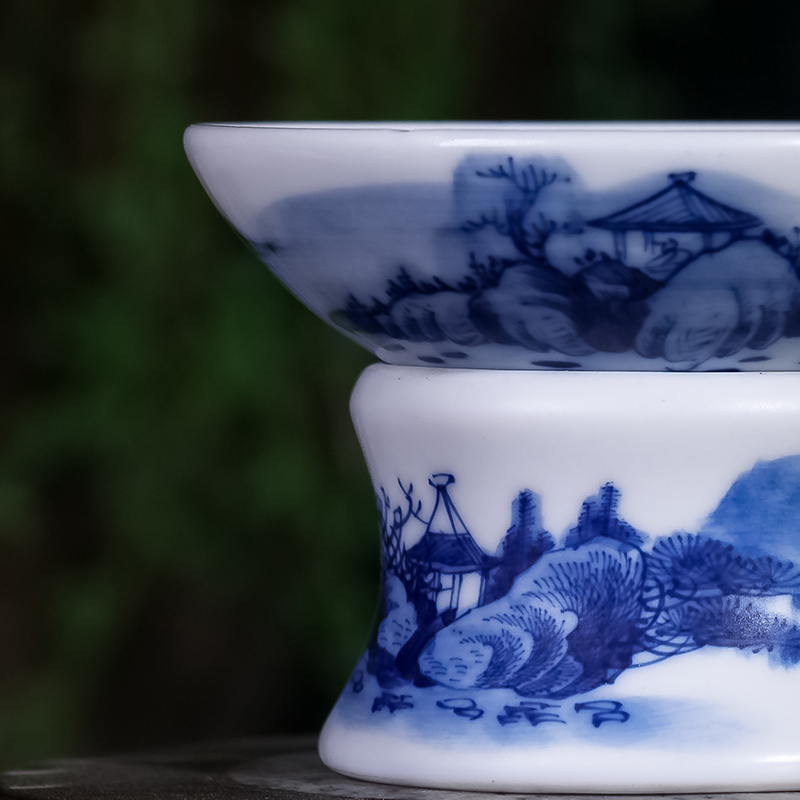 Jingdezhen blue and white landscape tea strainer) hand - made ceramics filter kung fu tea tea taking of spare parts