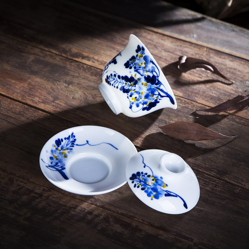 Hand draw large tureen jingdezhen blue and white porcelain bowl with kung fu tea set Chinese style heat only three cups of tea cups