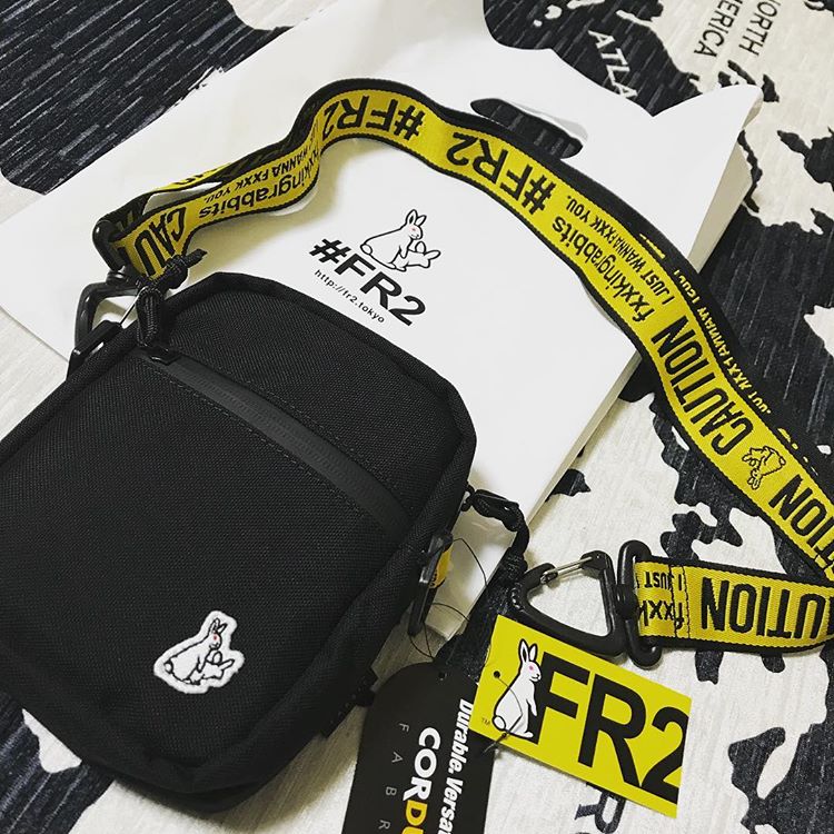 fr2 small shoulder bag