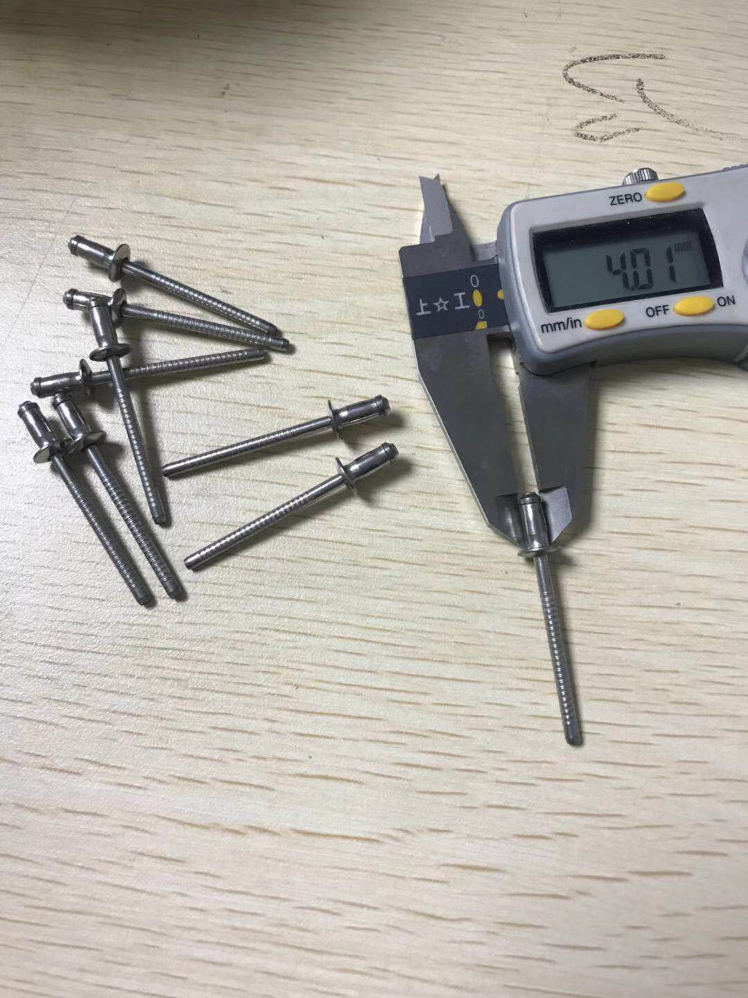 Stainless Steel Single Drum Type Rivet Single Drum Type Pumping Core Rivets Pull Rivet Structural Type Rivets 4 0 * 10