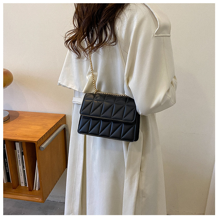 Небольшая дизайнерская цепь, сумка через плечо, ремешок для сумки на одно плечо с ромбовидным узором, коллекция 2022                       